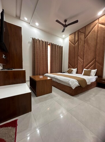  THE SHAMSHER BAGH HOTEL & BANQUET Super Deluxe Room 2