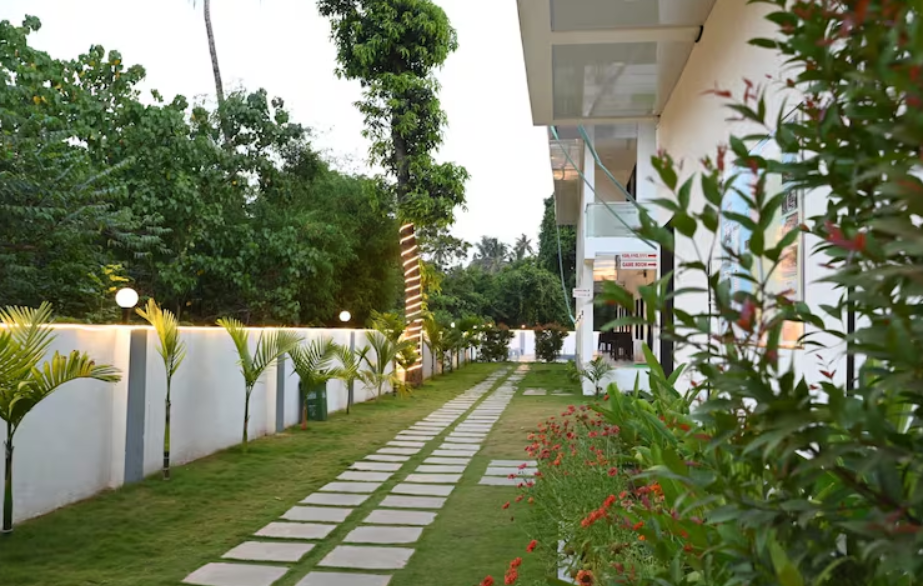 Garden View Family Room With Balcony (4 Person)