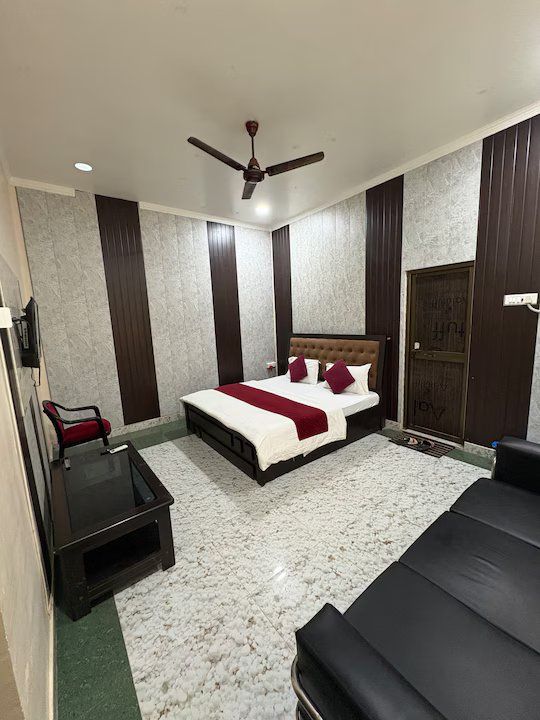 Hotel Indra Palace SUPER DELUXE ROOM 3