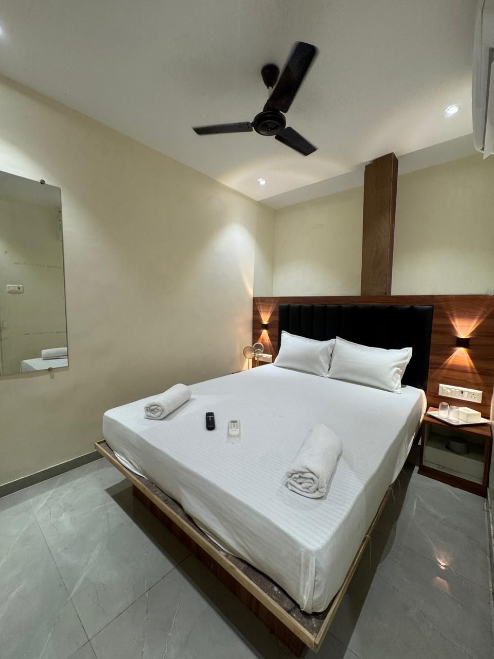 Hotel Royal Suites