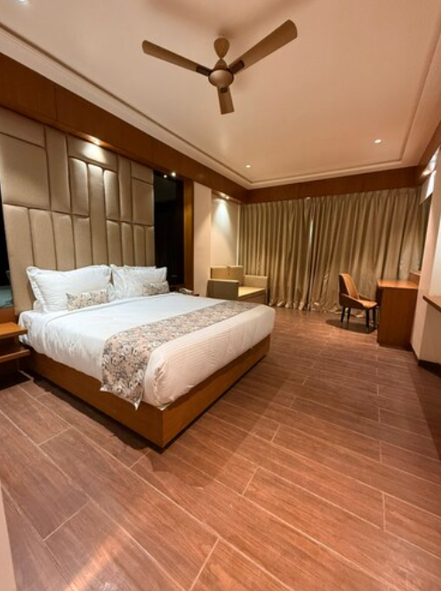 Deluxe Double Bed Room
