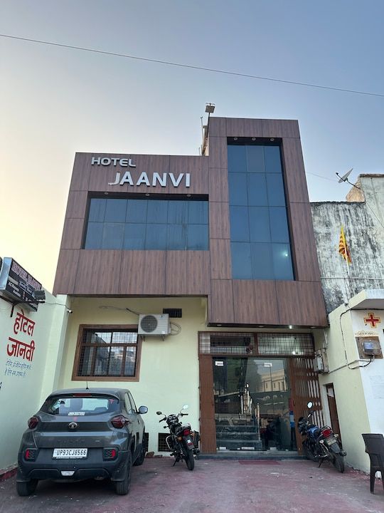 HOTEL JAANVI