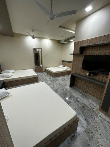 Royal Premium Family Room