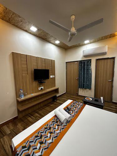 Hotel Royal Suites Plus Royal Deluxe Room AC 3