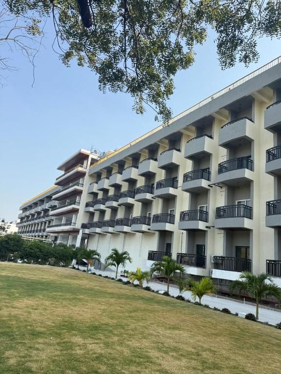 FIREFOX HOTEL AND RESORTS