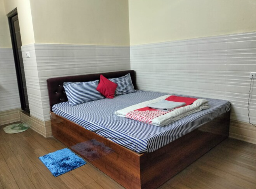 Hotel Gloria Residency (near Railway st. And Tripura university) Double room (Good for Unmarried couples) 6