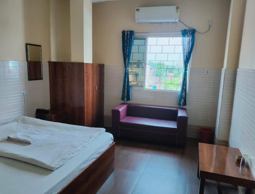 Single Room (Good for Single Traveller)