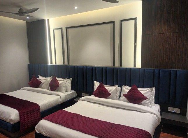 Family Room with Single washroom