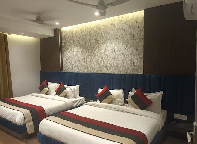 Family Room with Single washroom