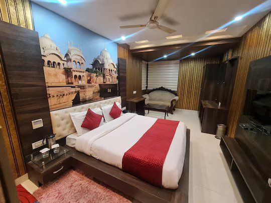 HOTEL GAUTAM GRAND Deluxe Room 4