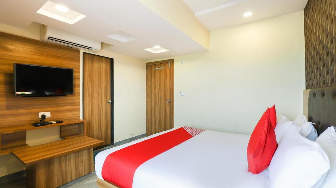 Hotel Vishala, Ahmedabad Deluxe 4