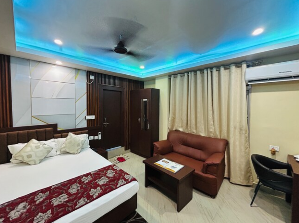 Hotel Sky View Deluxe AC