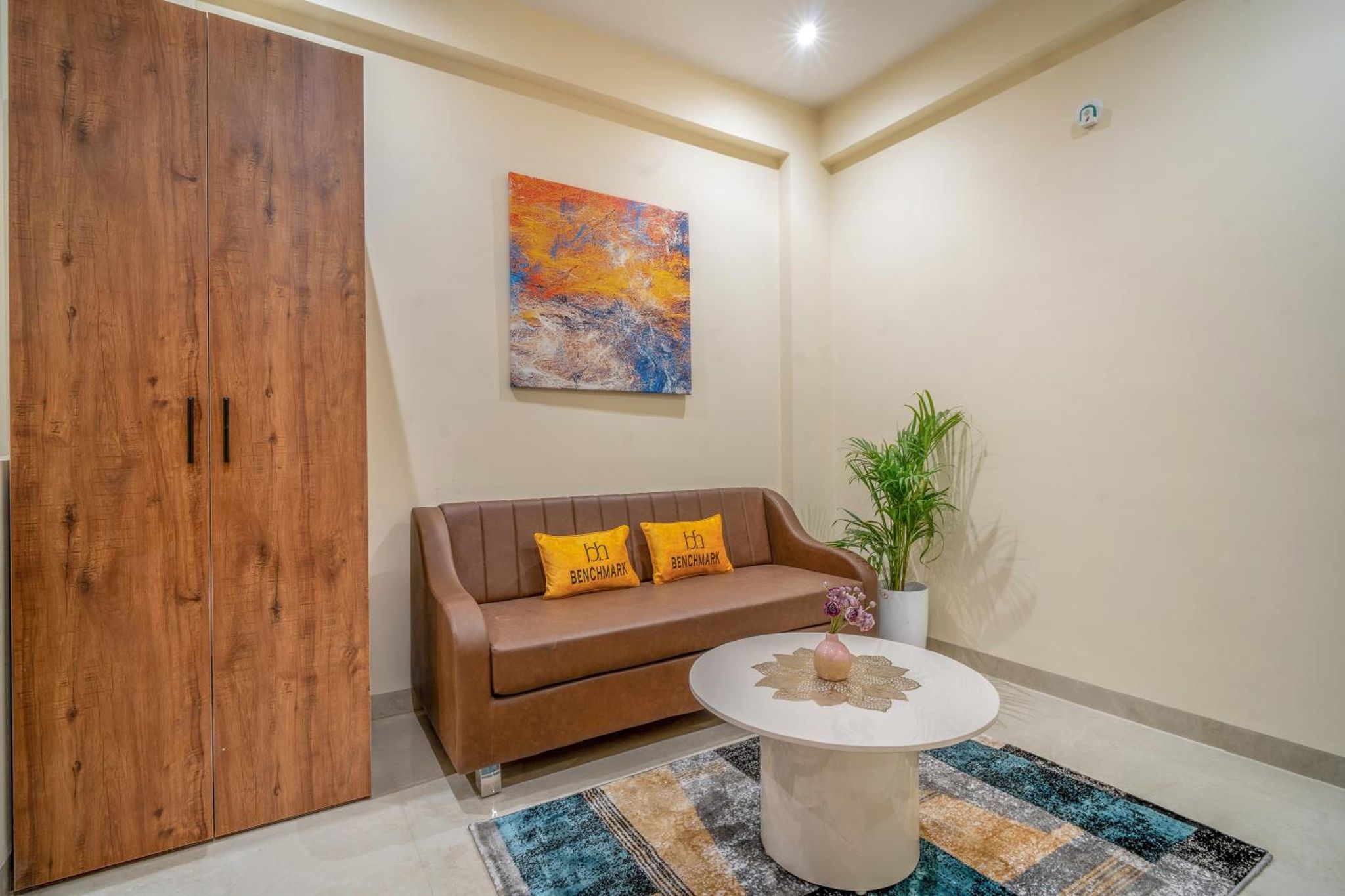 Hotel Benchmark Residence