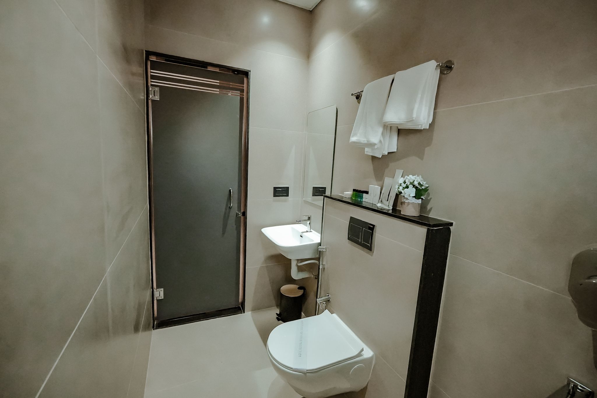 Hotel BKS Grand Standard Double Rooms 3