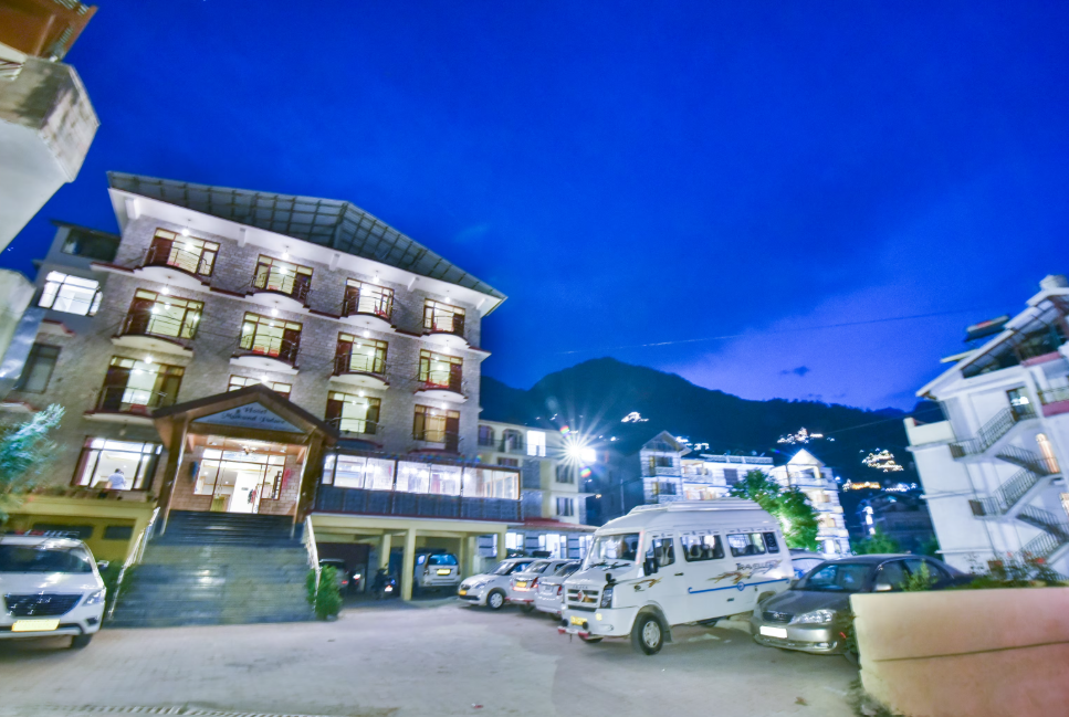Punj Hotel