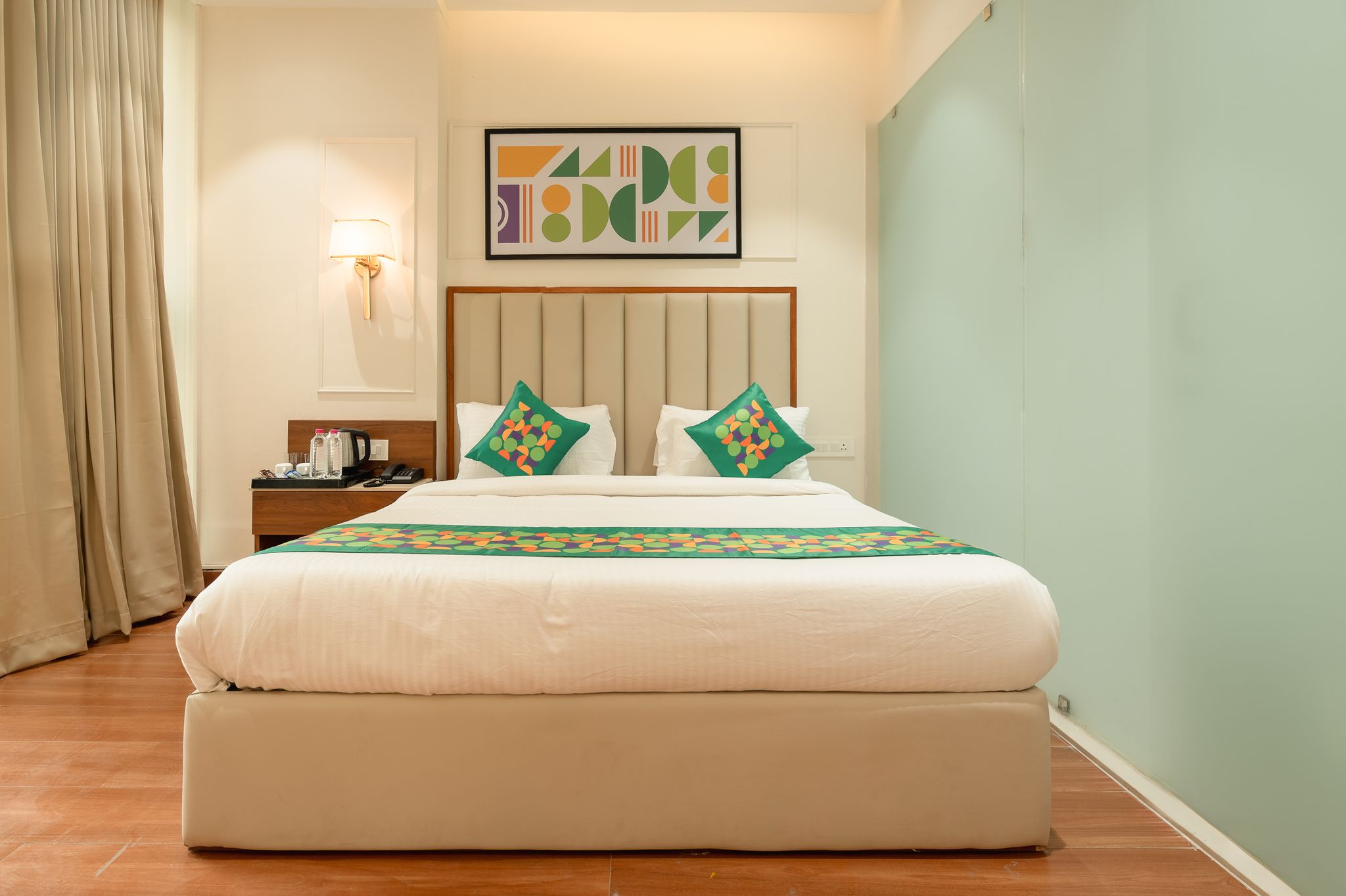 Treebo Premium Bizz Standard Room 4