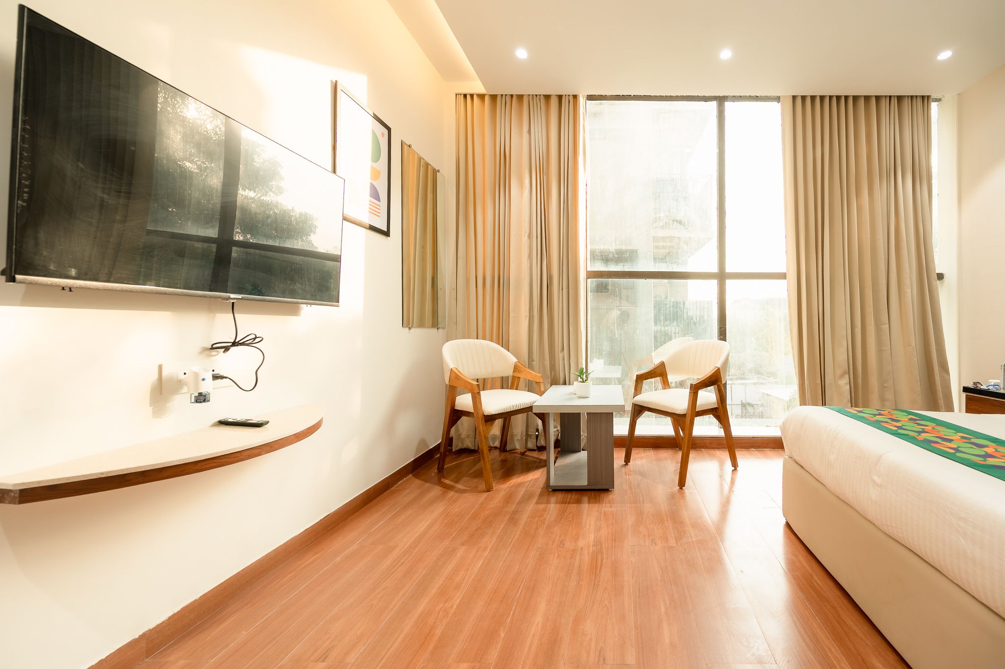 Treebo Premium Bizz Standard Room 5