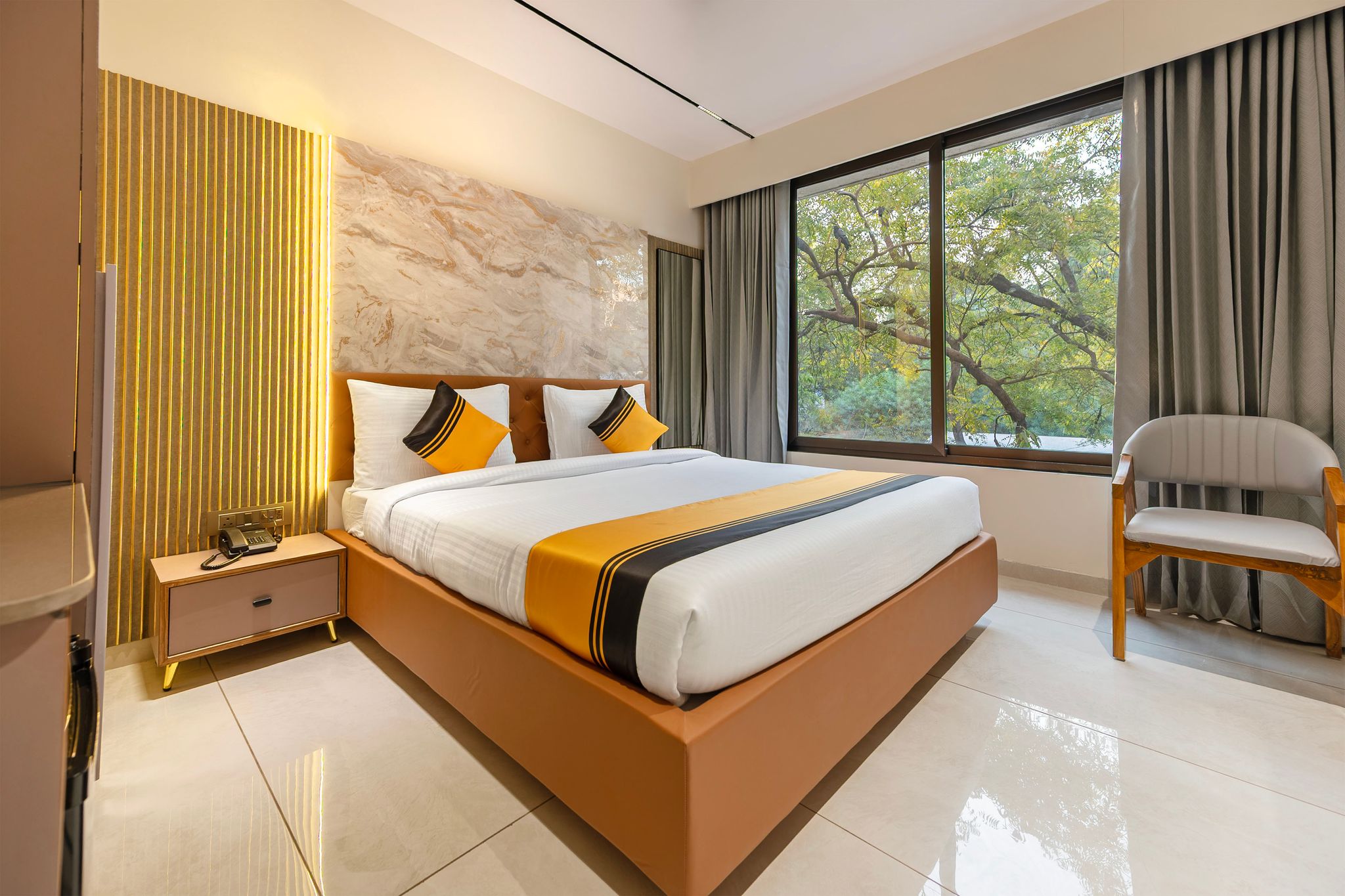 Itsy Hotels Prime Unity Standard Room 11