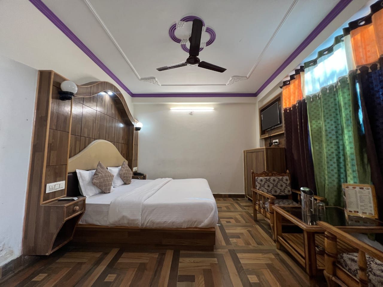 Hotel Sunlight Manali Deluxe Room 10