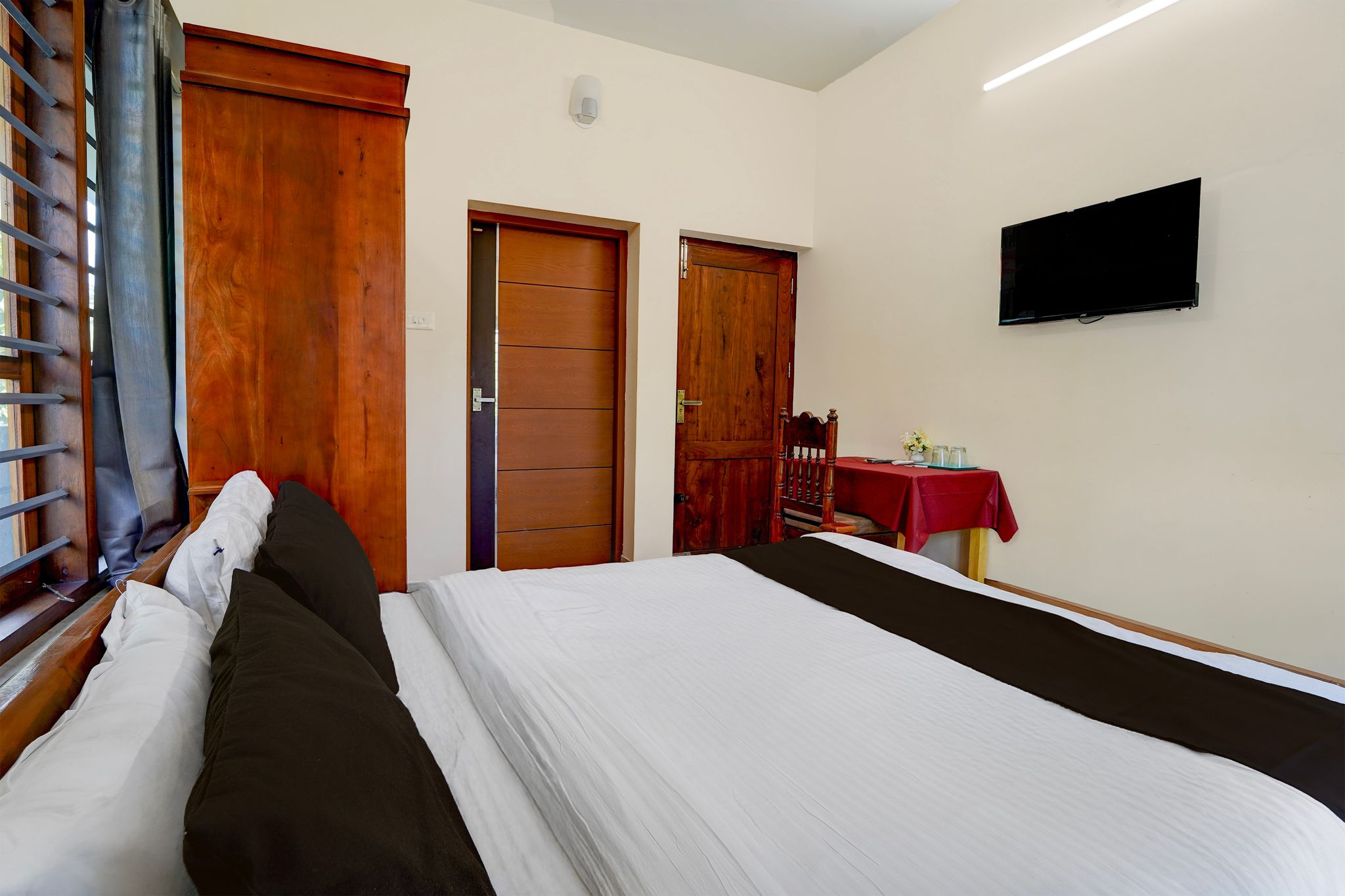 Palette Nirvana Signature Apartment by CheckIn, Coimbatore Premium Room 3