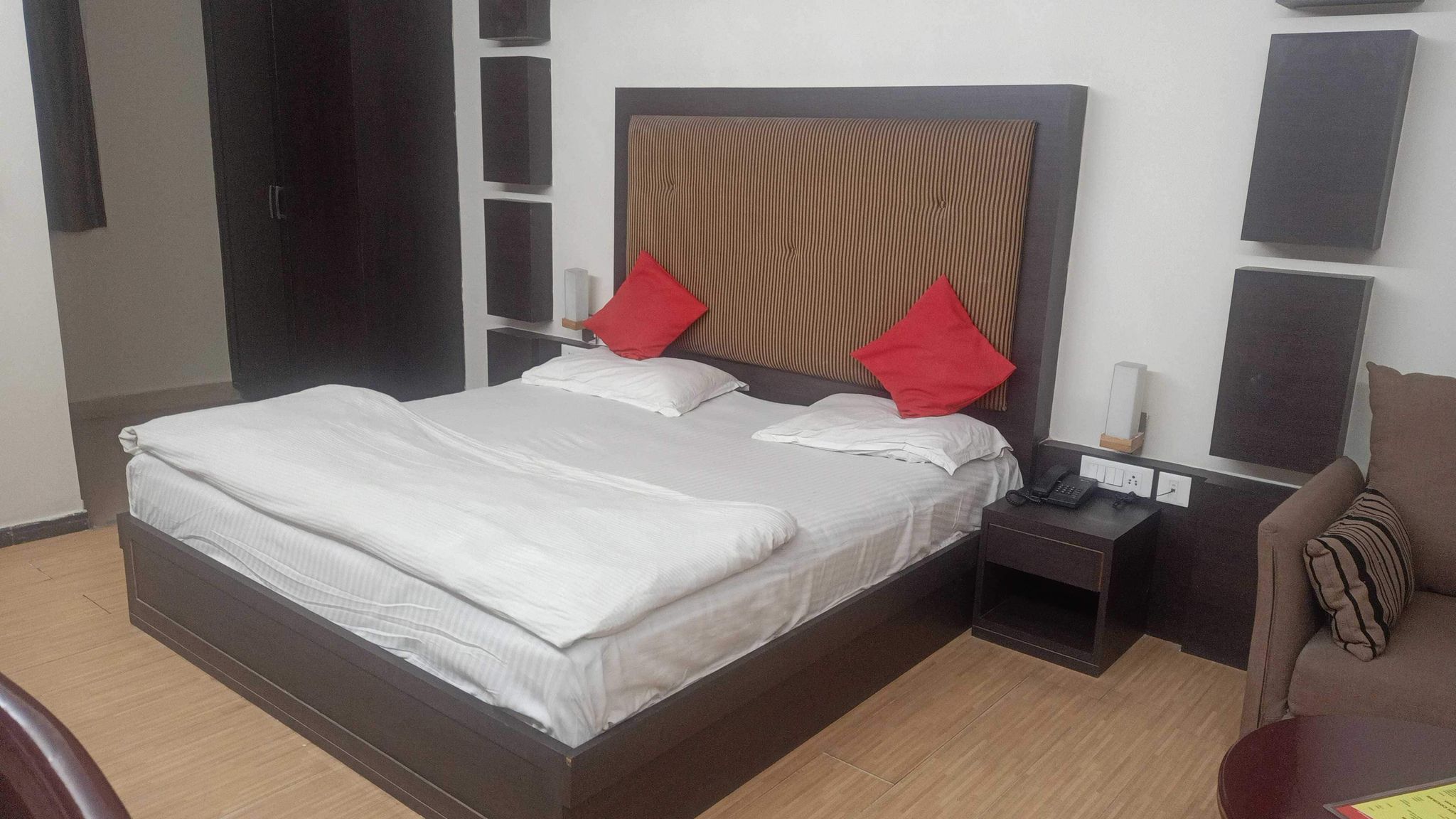 Collection O Dhanbad Railway Station Formerly Hotel VIP Residency CLASSIC 3