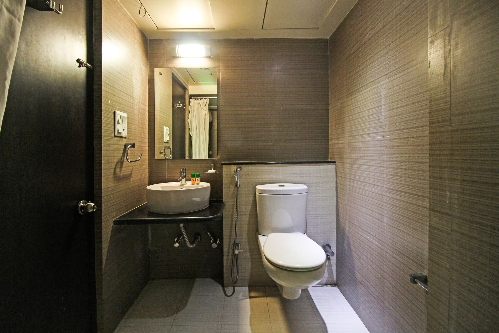 Collection O Dhanbad Railway Station Formerly Hotel VIP Residency CLASSIC 6