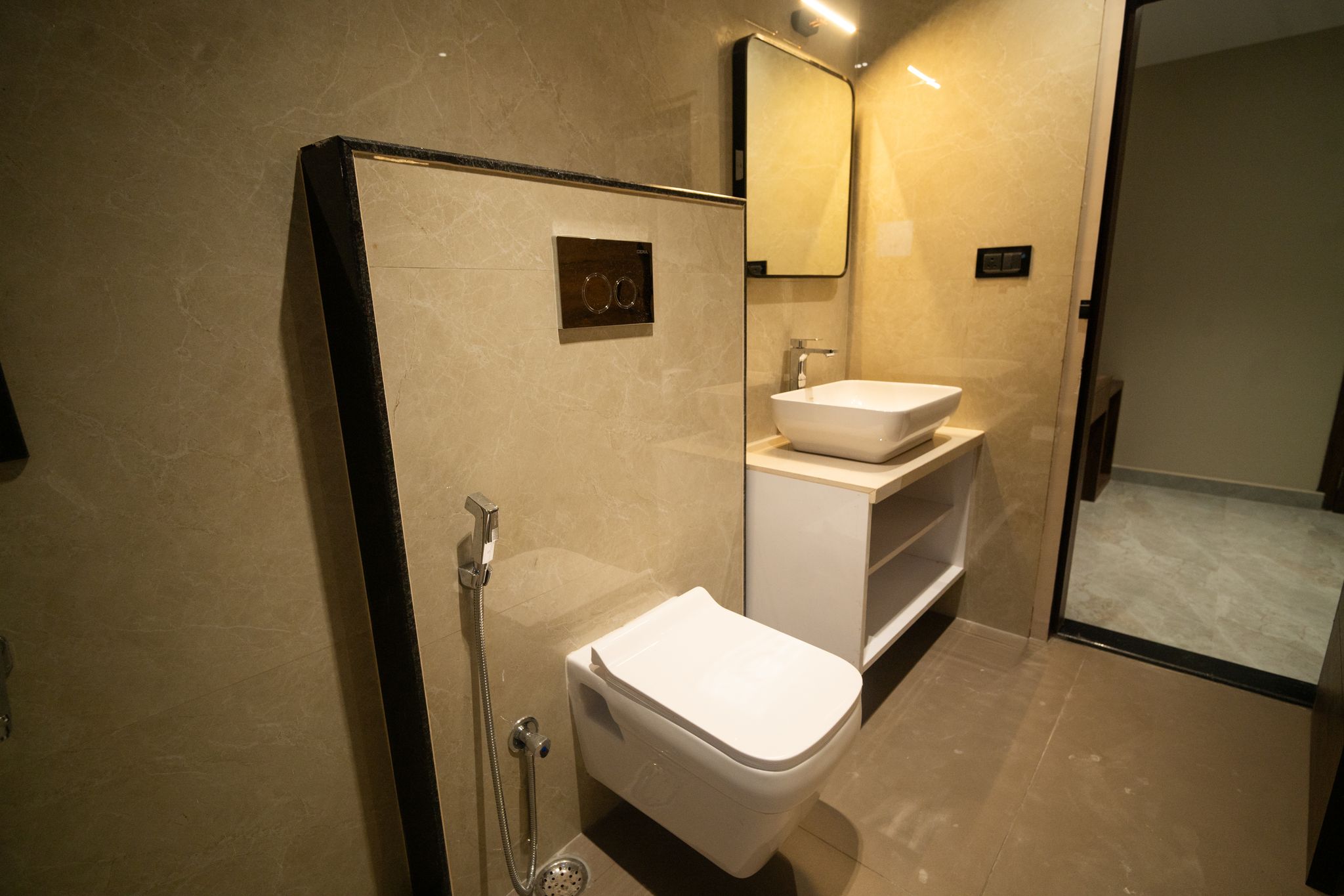 Hotel Vianta Jaigaon - Near Bhutan Border Executive King Room 5