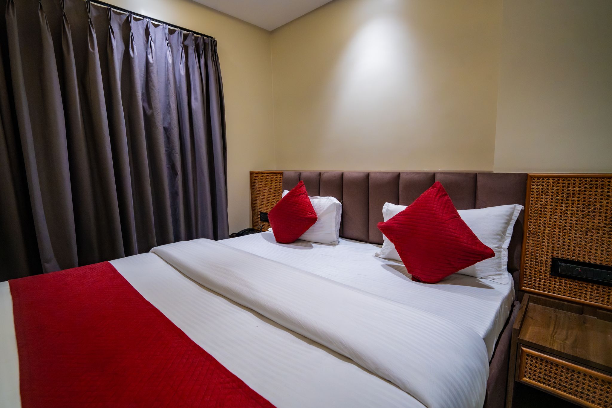 Hotel Vianta Jaigaon - Near Bhutan Border Executive King Room 3