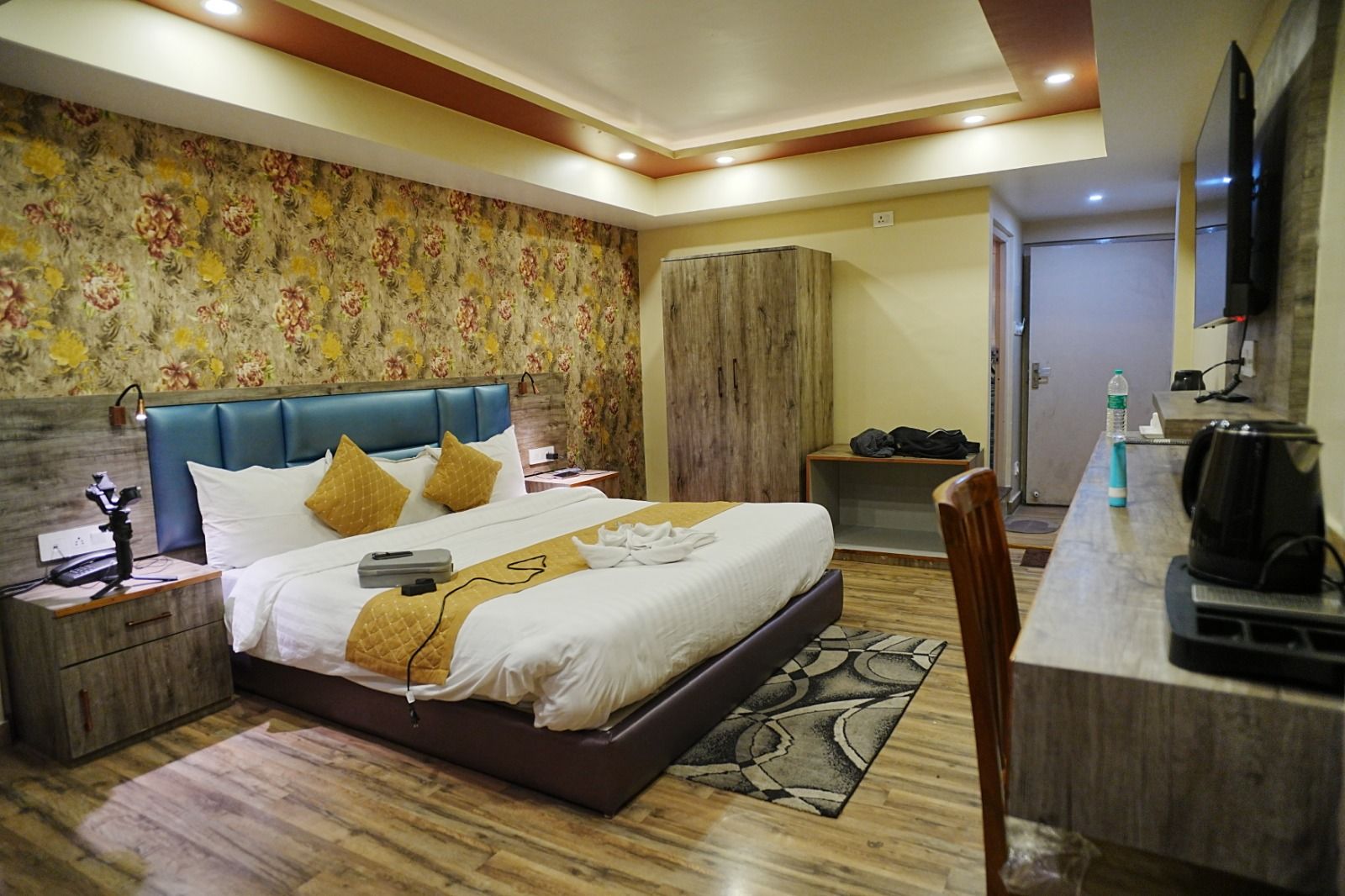 Hotel Rudra Bhawan By Green Forest Resorts Premium Rooms 4