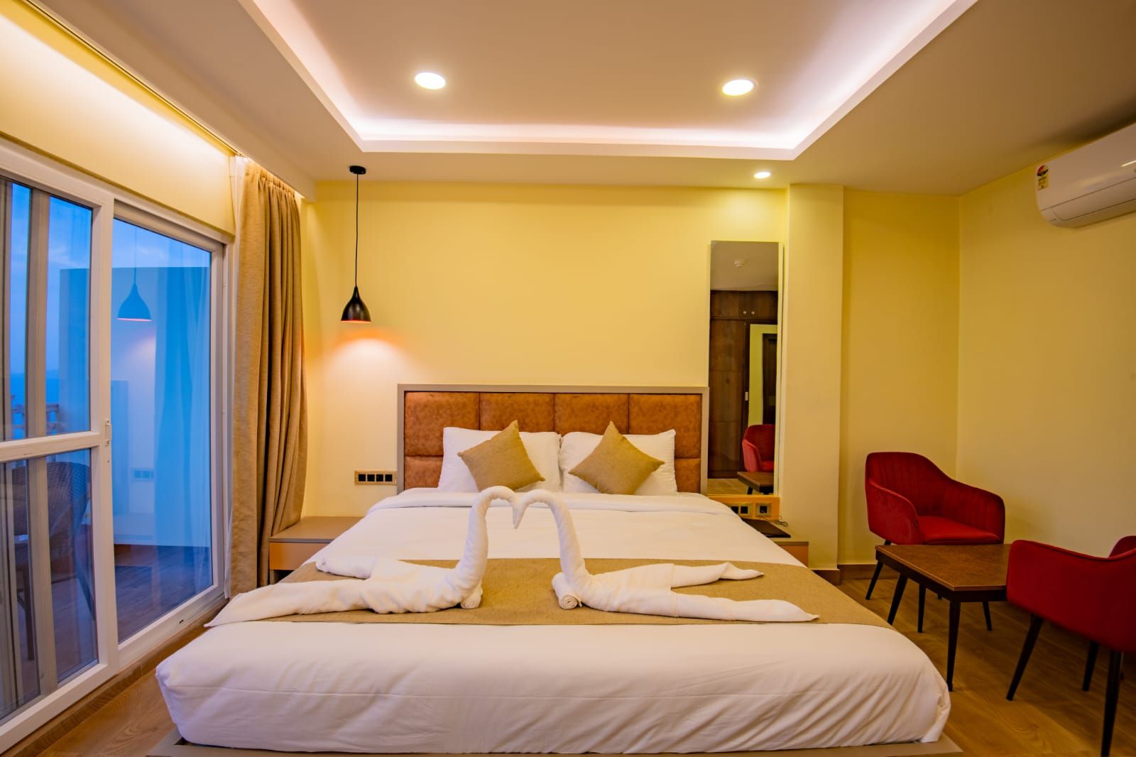 Rosenbluth Inn - Darjeeling DELUXE ROOM 5