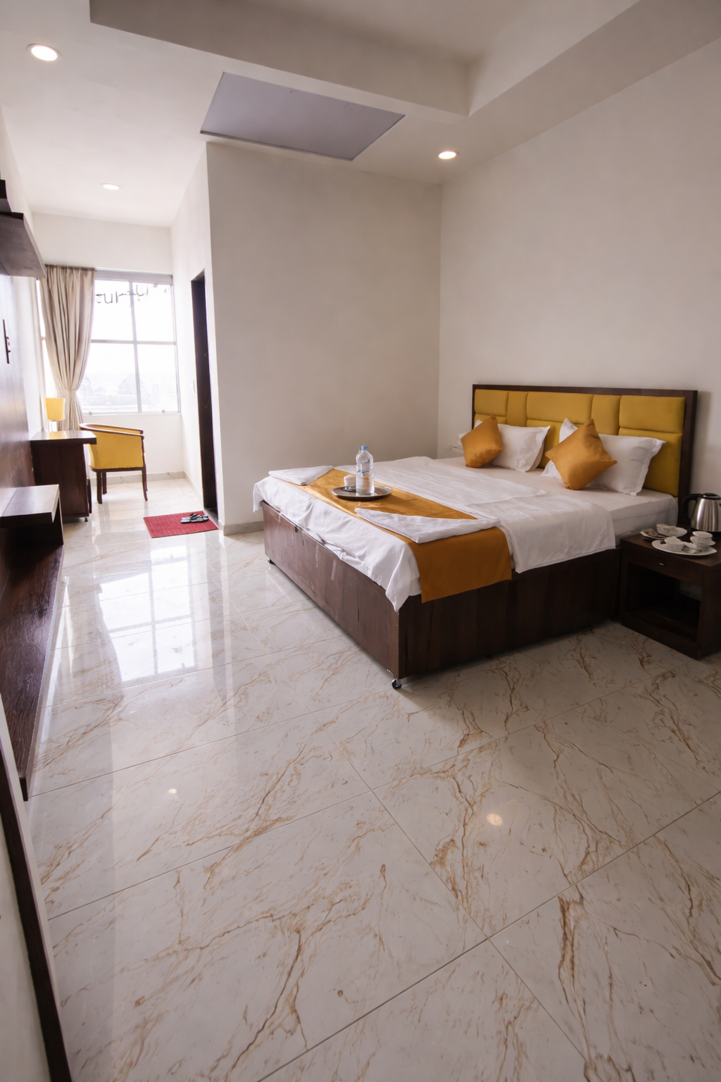 THE ROYAL HEIGHT PREMIER ROOM 3