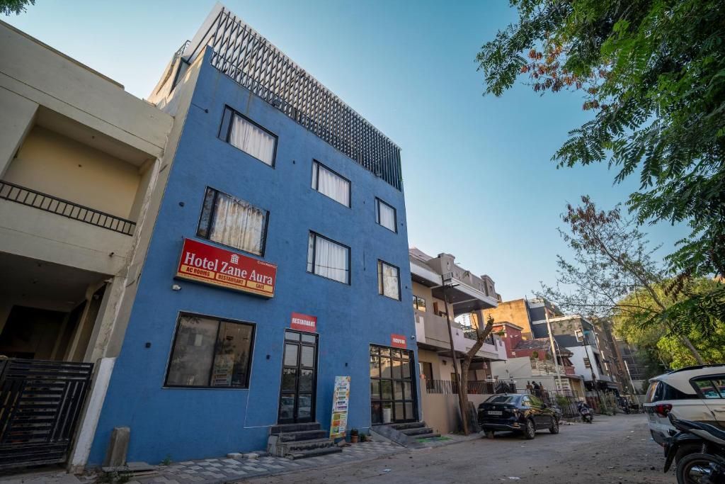 HOTEL ZANE AURA