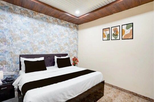 King Bed Room with City View