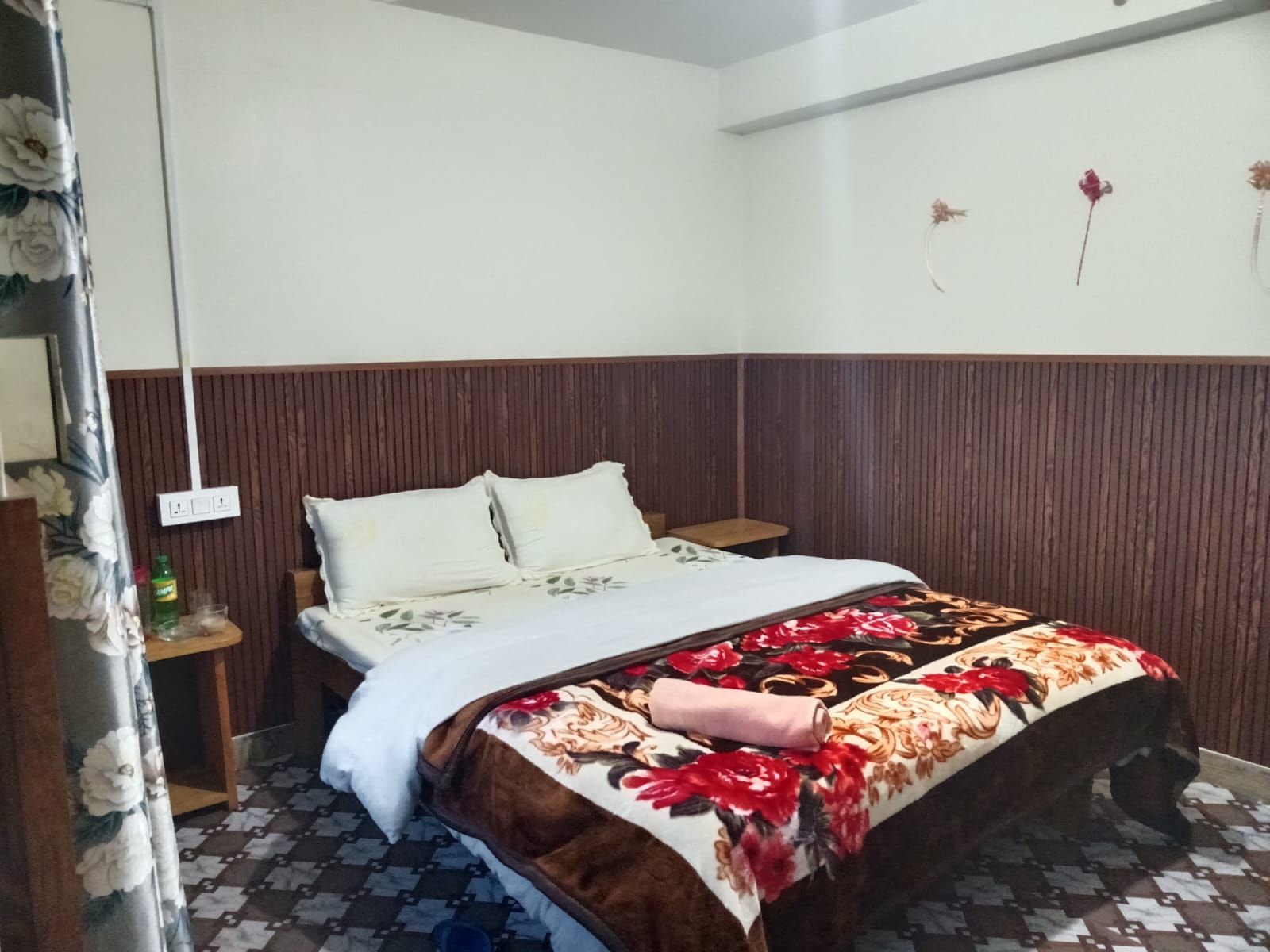 DETEEX TENZINE HOMESTAY DELUXE ROOM 9