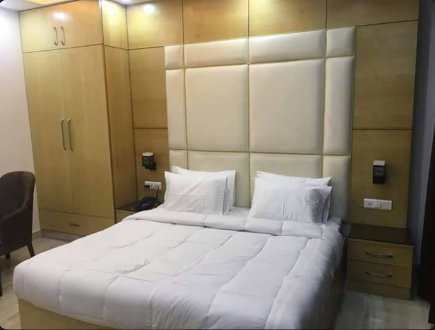 Hotel Golden Tree Deluxe Room 4