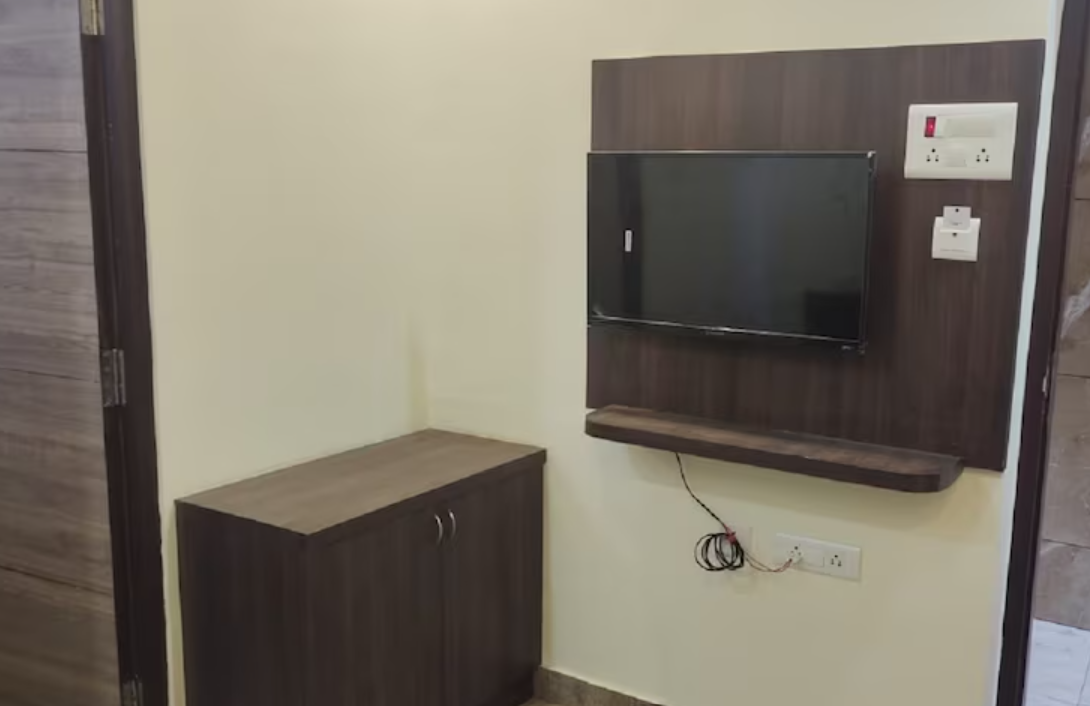 Pawan Park Residency Standard Room Non AC 3