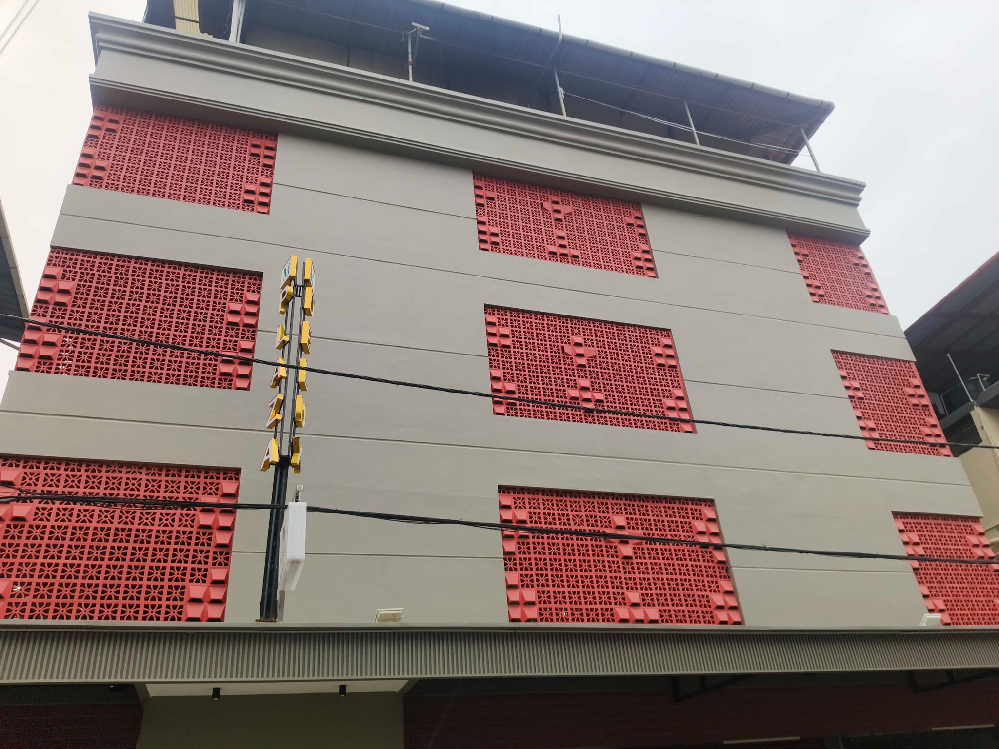 Collection O Sreekariyam Crossway Trivandrum