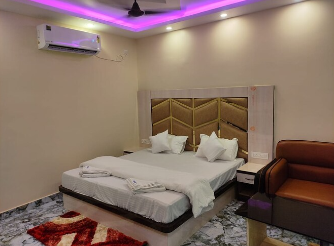 SUPER DELUXE with Balcony Sea View