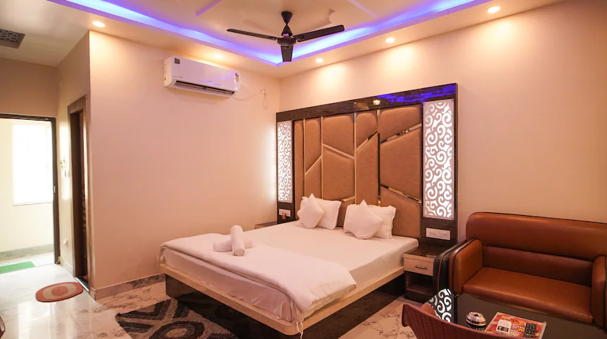 SUPER DELUXE with Balcony Sea View