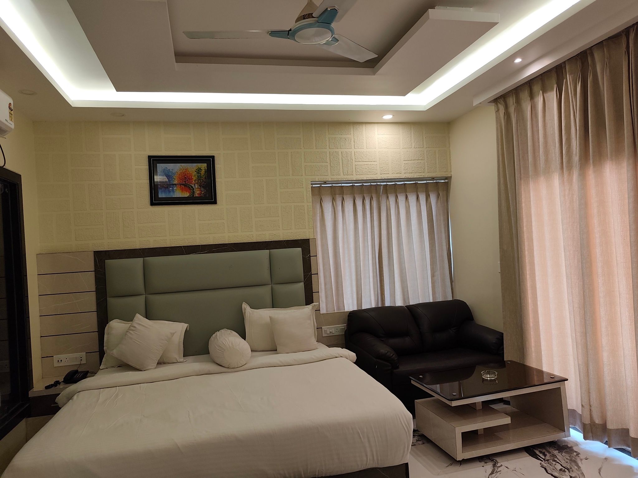  Aryans Sea Sight Resorts Super Deluxe Room 3