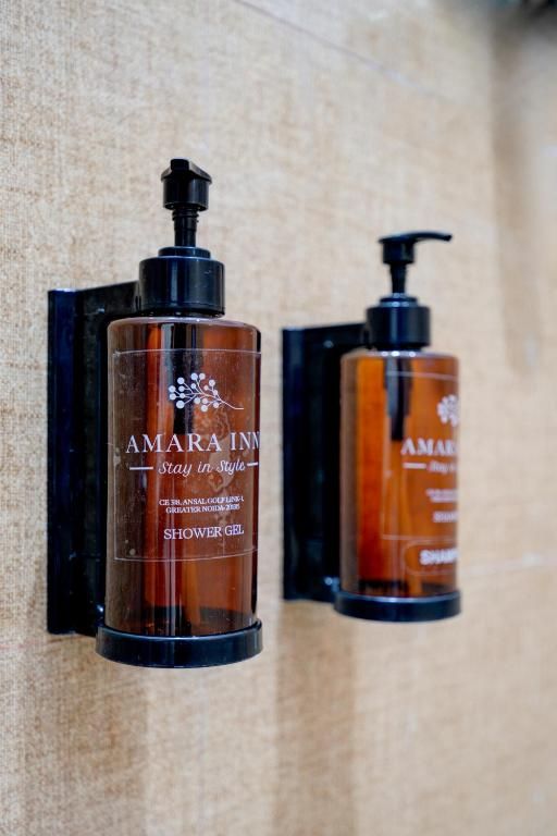 Amara Inn Deluxe room 6