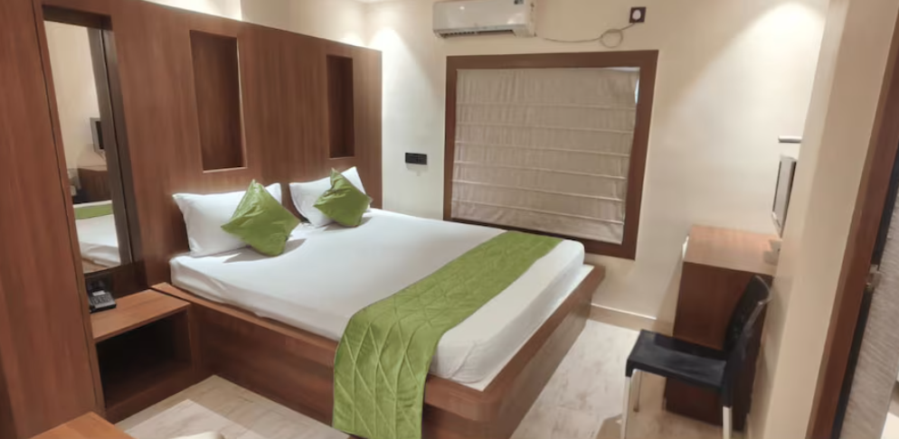 Hotel La-Mishika Standard Deluxe 