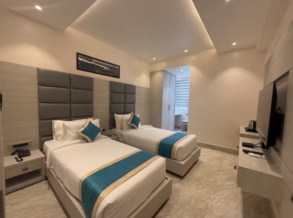 Hotel Landmark Radiant Hotel STANDARD ROOM