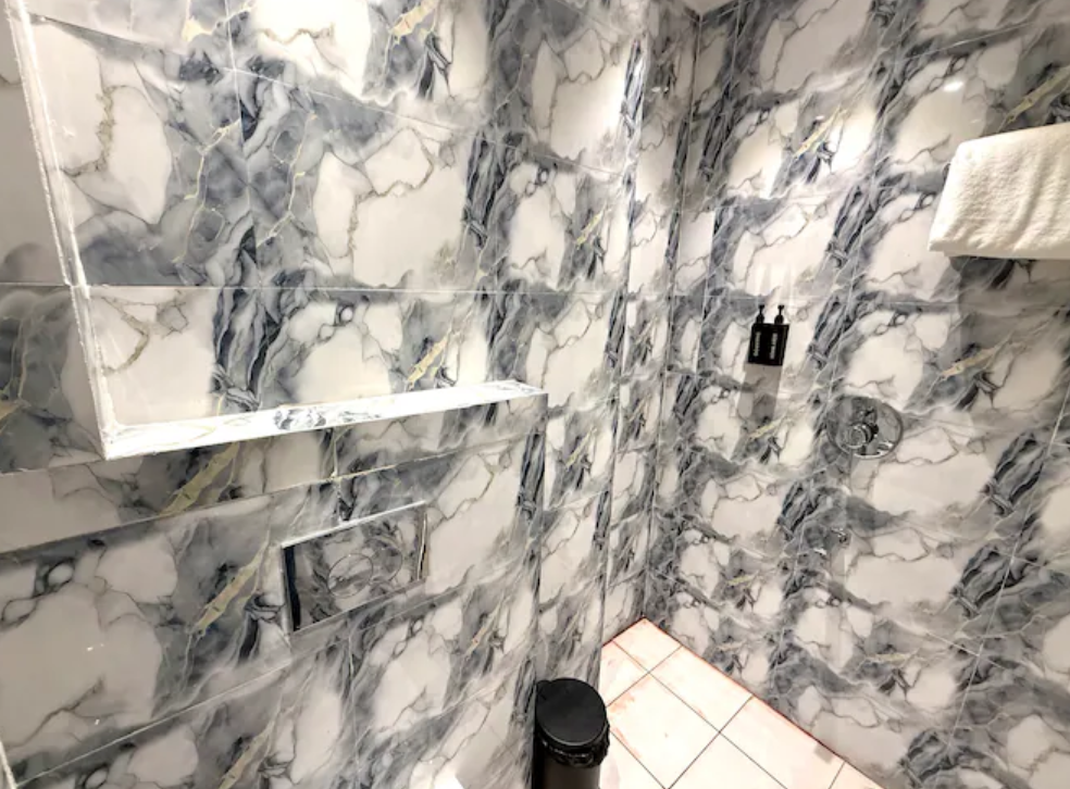 Hotel Landmark Radiant Hotel DELUXE ROOM 2