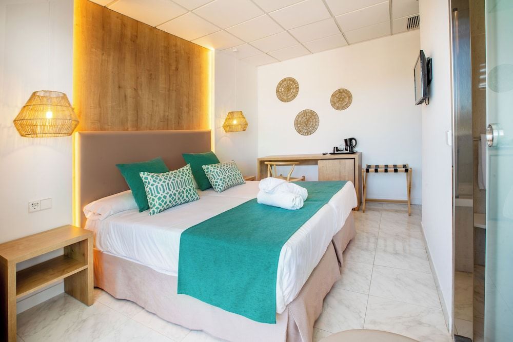 Superior Double Room, Balcony, Partial Sea View