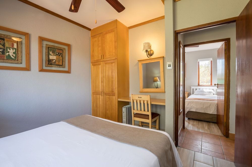 Family Chalet (Self Catering (6 sleeper))
