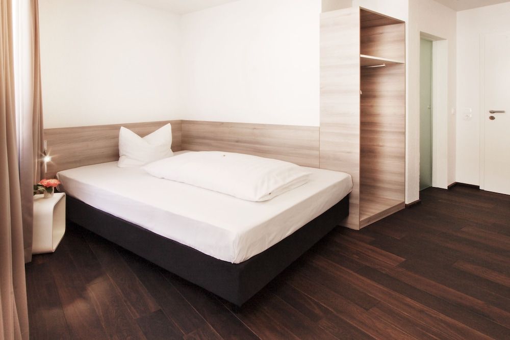 Business Single Room