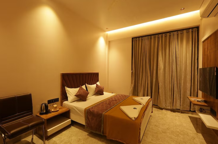 Sea Pearl Retreat Standard 5