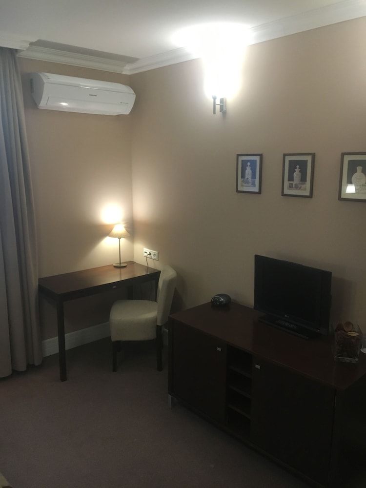 Pension Eden Triple Room 9