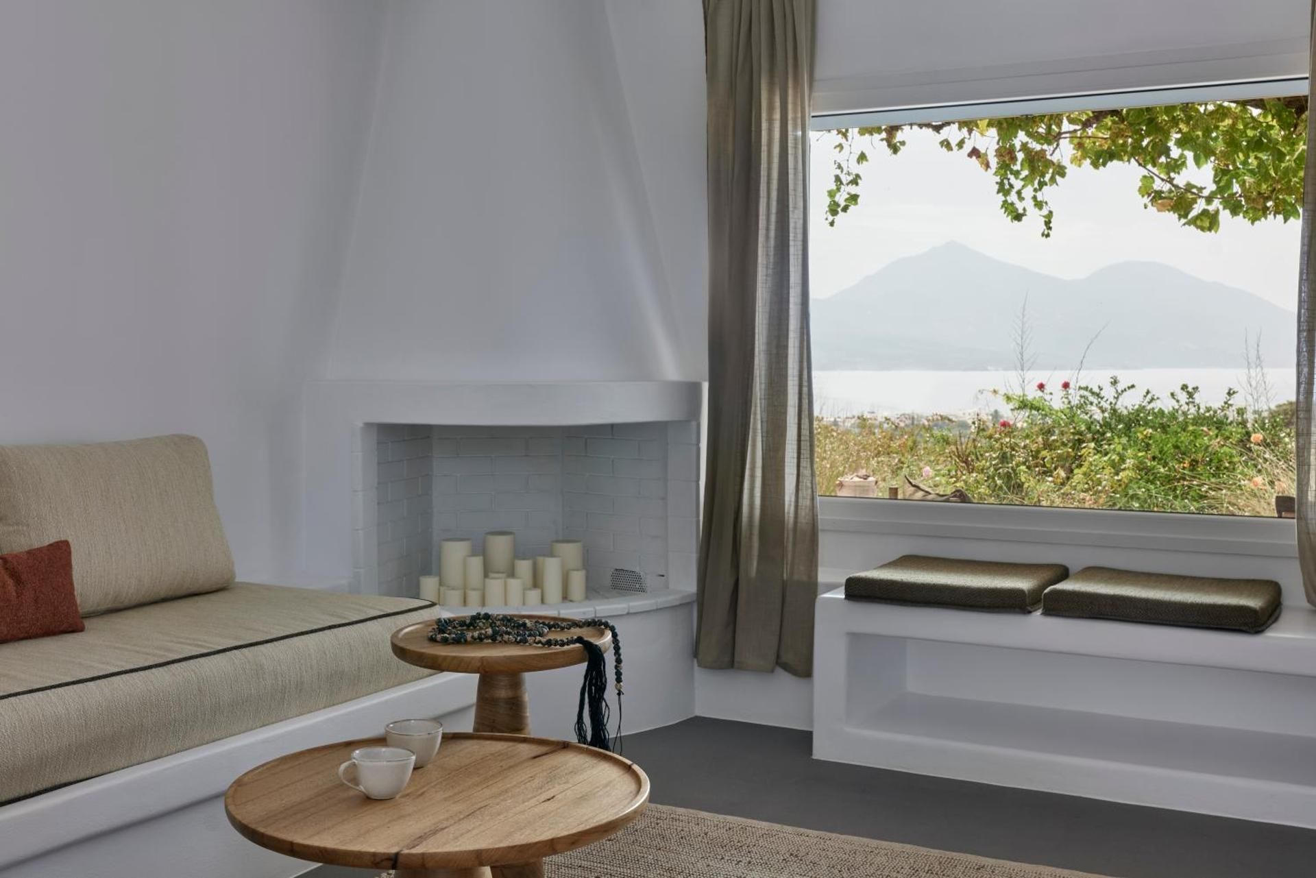 Deluxe Apartment with Sea View